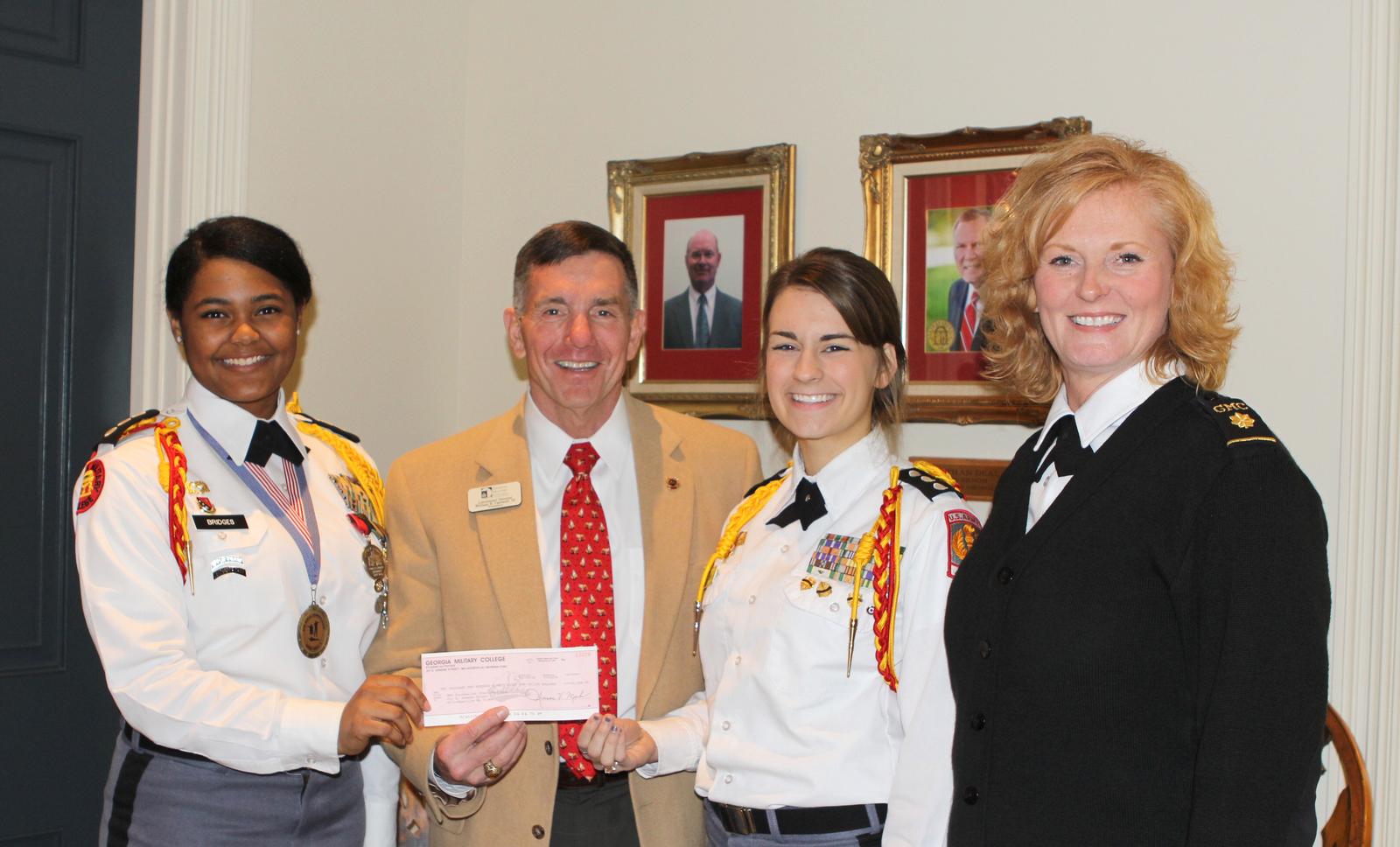 gmc-prep-prom-committee-presents-donation-to-class-of-2015-scholarship-fund-georgia-military